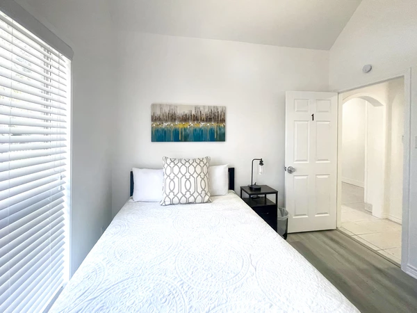 Coliving in Spring - Ne Houston, Houston