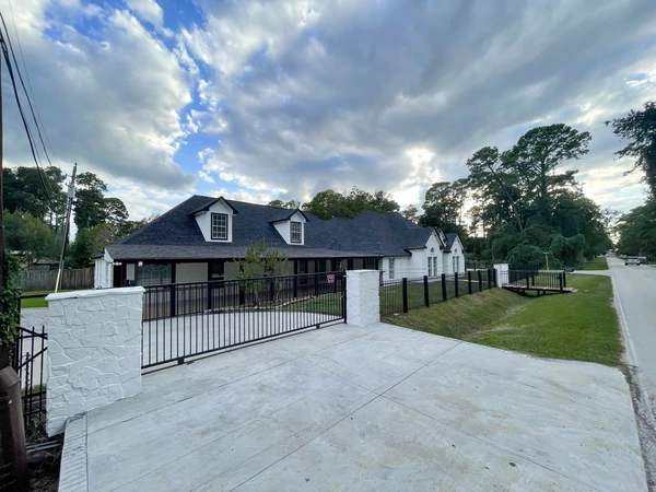 Coliving in Spring - Ne Houston, Houston