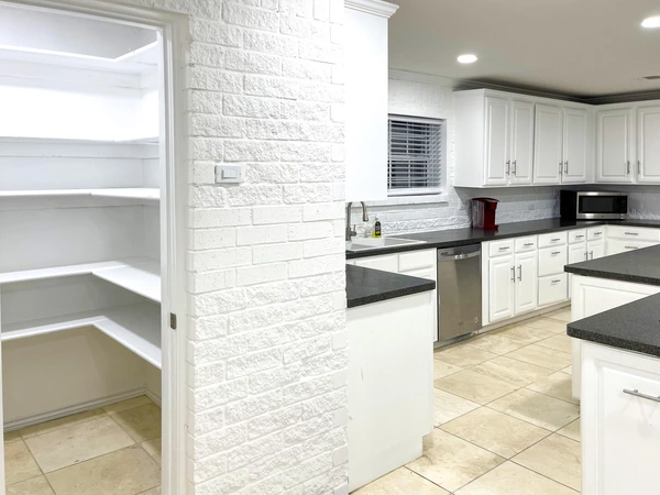 Coliving in Spring - Ne Houston, Houston