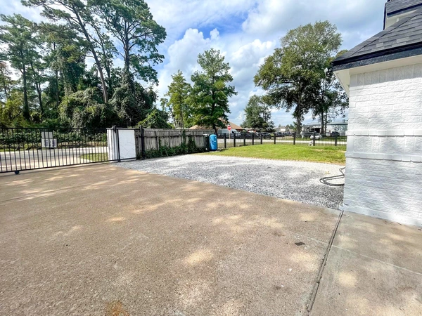 Coliving in Spring - Ne Houston, Houston