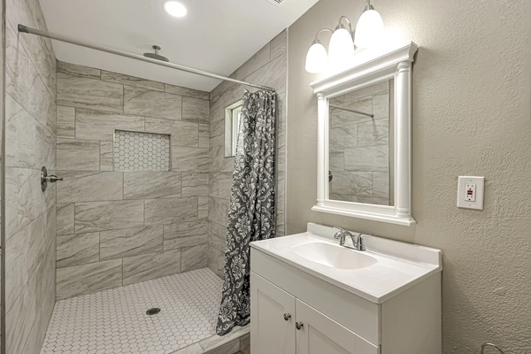 Coliving in Glendale - NW Valley, Phoenix