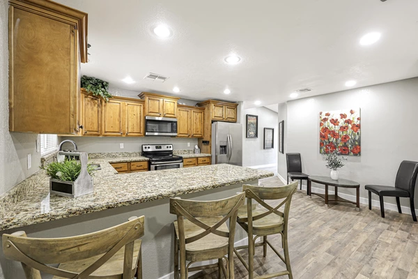 Coliving in Glendale - NW Valley, Phoenix