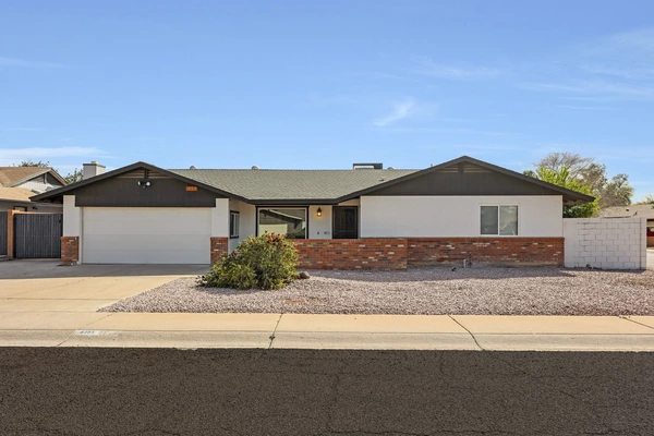 Coliving in Glendale - NW Valley, Phoenix