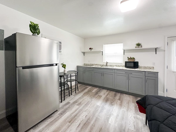 Coliving in Temple Terrace - North Tampa, Tampa