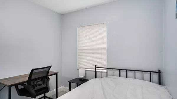 Coliving in Grant Park Tampa - East Tampa, Tampa