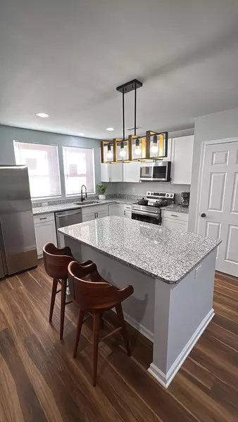 Coliving in Lexington - Outer Triad, Greensboro