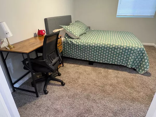 Coliving in Lexington - Outer Triad, Greensboro