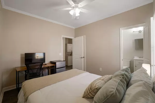 Coliving in Grove Park - West Atl, Atlanta