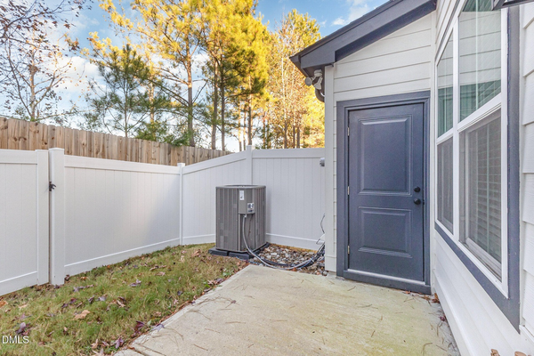 Coliving in Bedford at Falls River - North Raleigh, Raleigh