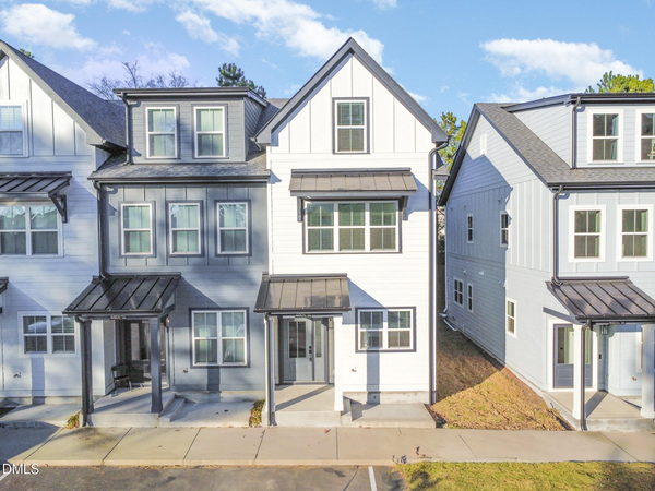 Coliving in Bedford at Falls River - North Raleigh, Raleigh