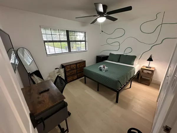 Coliving in Daytona Beach - Outer Orlando, Orlando