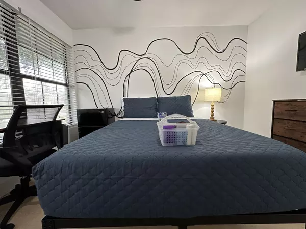 Coliving in Daytona Beach - Outer Orlando, Orlando