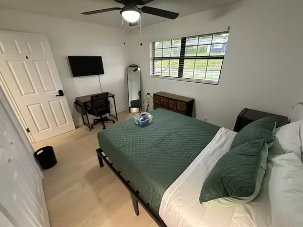 Coliving in Daytona Beach - Outer Orlando, Orlando
