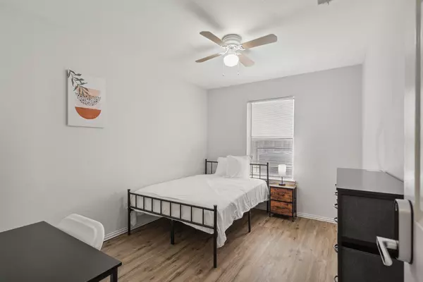 Coliving in West Arlington - Arlington, Dallas