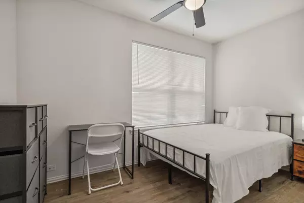 Coliving in West Arlington - Arlington, Dallas