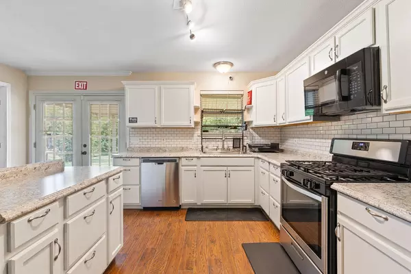 Coliving in Wolf Creek - Sw Dallas, Dallas