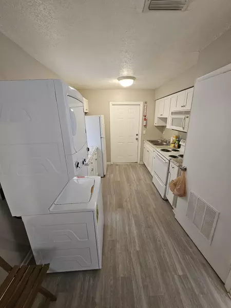 Coliving in Sulphur Springs - North Tampa, Tampa