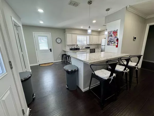 Coliving in Spring - Ne Houston, Houston