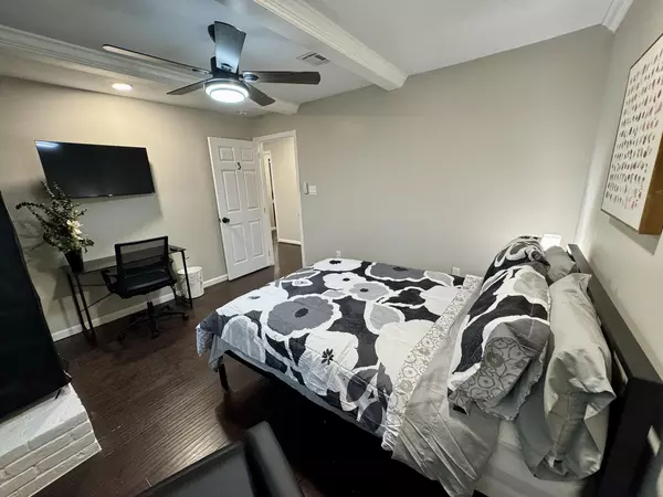 Coliving in Spring - Ne Houston, Houston