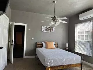 Coliving in Oak Cliff - Sw Dallas, Dallas