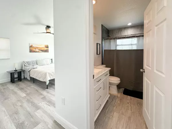 Coliving in Grant Park Tampa - East Tampa, Tampa