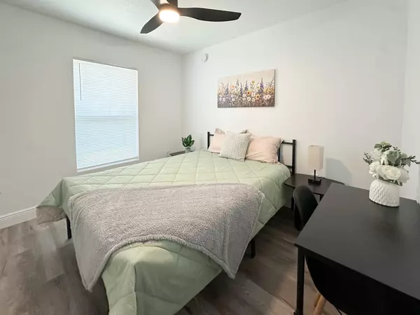 Coliving in Grant Park Tampa - East Tampa, Tampa