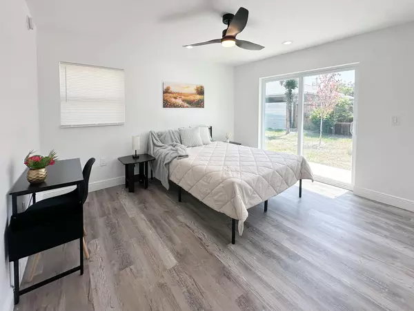 Coliving in Grant Park Tampa - East Tampa, Tampa