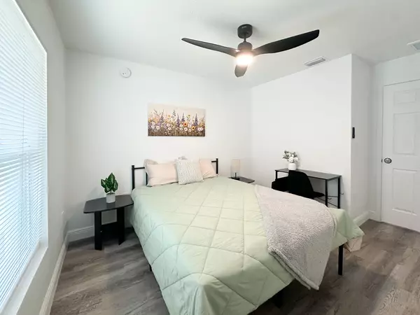 Coliving in Grant Park Tampa - East Tampa, Tampa