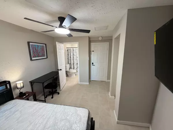 Coliving in Acres Home - Nw Houston, Houston