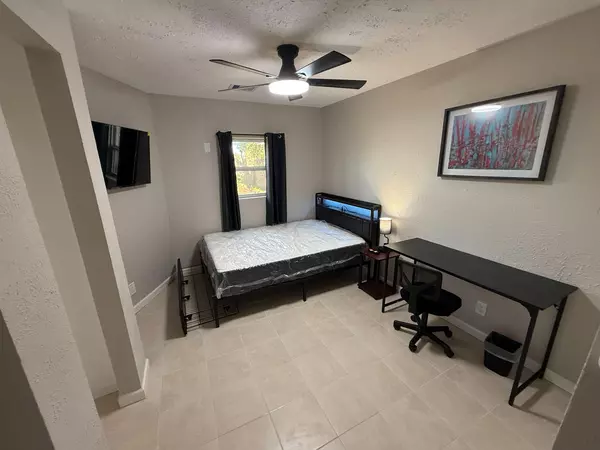 Coliving in Acres Home - Nw Houston, Houston