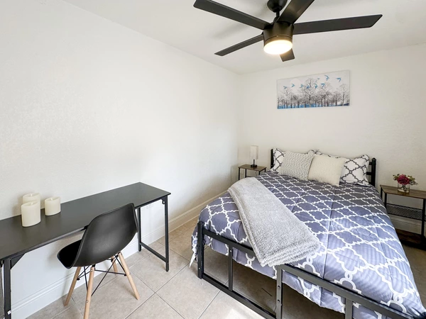 Coliving in Grant Park Tampa - East Tampa, Tampa