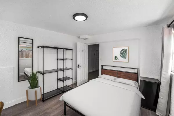 Coliving in Lealman - Clearwater-St. Petersburg, Tampa