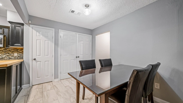 Coliving in Greater Hobby Area - Se Houston, Houston