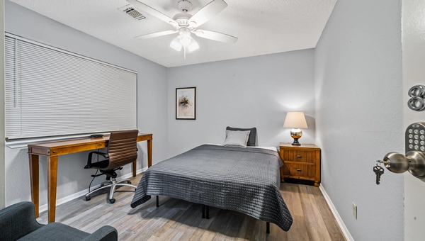 Coliving in Greater Hobby Area - Se Houston, Houston