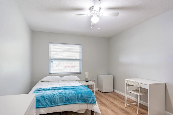 Coliving in Engelwood Park - East Orlando, Orlando