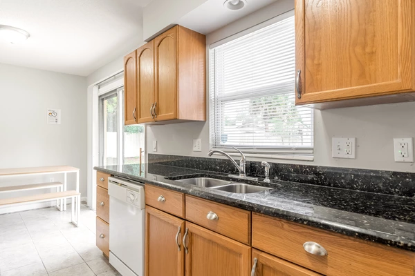 Coliving in Engelwood Park - East Orlando, Orlando