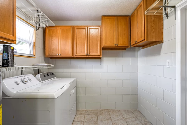 Coliving in Engelwood Park - East Orlando, Orlando