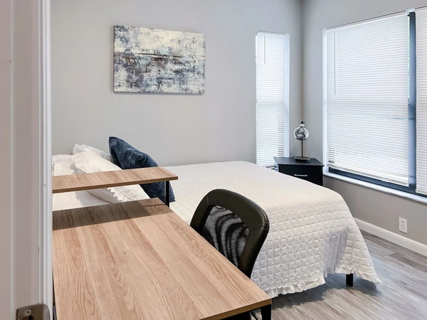 Coliving in Town 'n' Country - West Tampa, Tampa