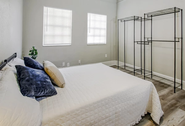 Coliving in Macfarlane Park - West Tampa, Tampa