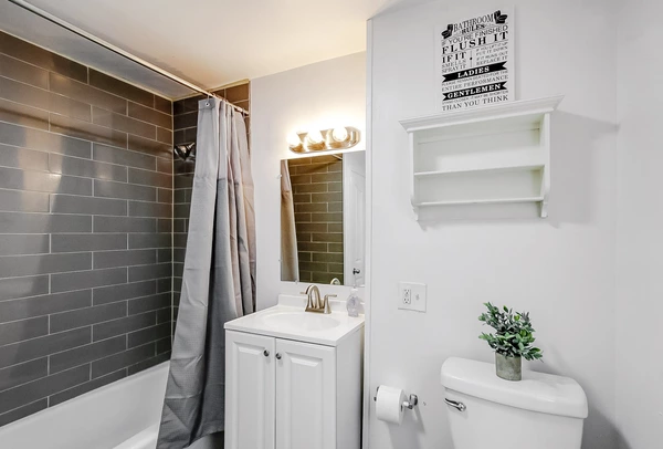 Coliving in Macfarlane Park - West Tampa, Tampa