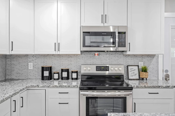 Coliving in Zephyrhills - North Tampa, Tampa