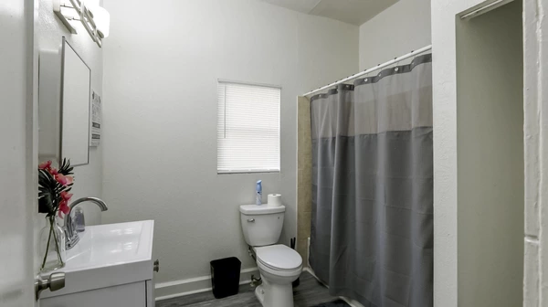 Coliving in Macfarlane Park - West Tampa, Tampa