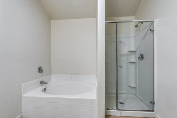 Coliving in New Braunfels - Outer SATX, San Antonio