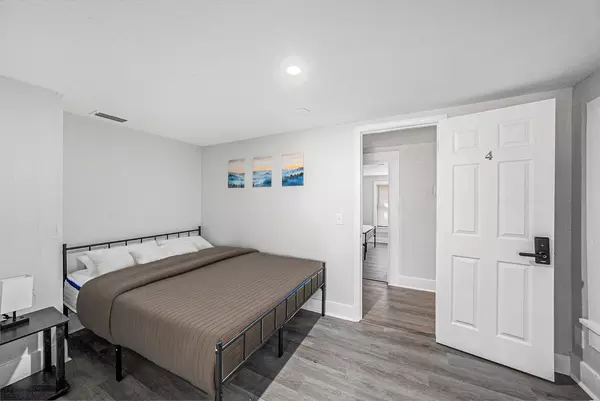 Coliving in Kenwood - Clearwater-St. Petersburg, Tampa