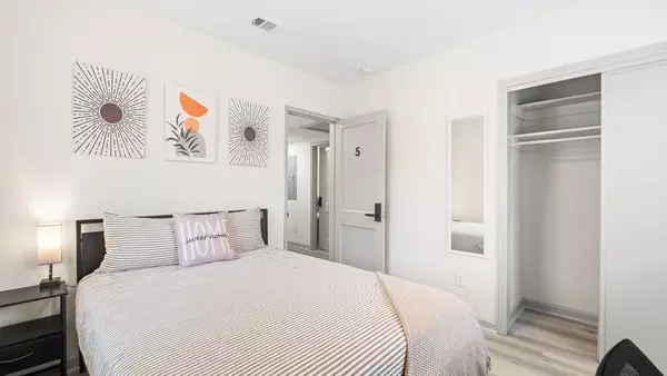 Coliving in Springfield - Downtown JAX, Jacksonville