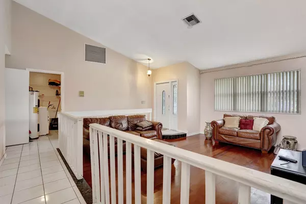 Coliving in Lauderhill - Broward County, Miami