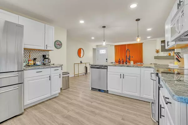 Coliving in Westminster - Outer Denver, Denver