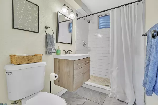 Coliving in Westminster - Outer Denver, Denver