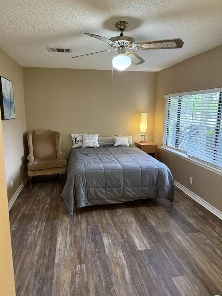 Coliving in San Marcos - South Austin, Austin