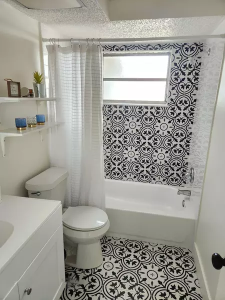 Coliving in Odessa - North Tampa, Tampa